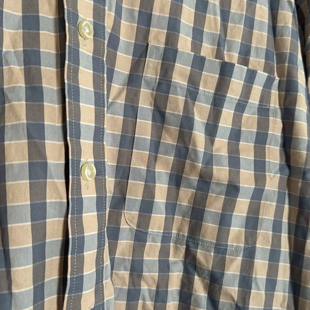 Men’s Button-up - Picture 5 of 6